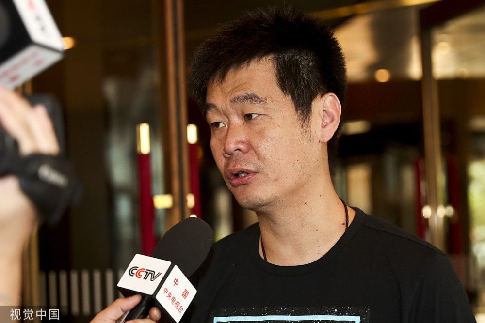 孙兴慜是热刺队史首位完成这一壮举的球员，也是英超历史上第7位达成此成就的球员，亨利，杰拉德，兰帕德都在此列。